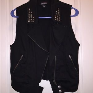 Pyramid Studded Black Denim Vest